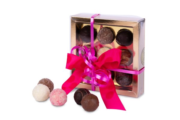 _wpframe_custom/gallery/files/wpf_shops_products/t_pralinen_100g_mit_schleifepng_1628776457.png
